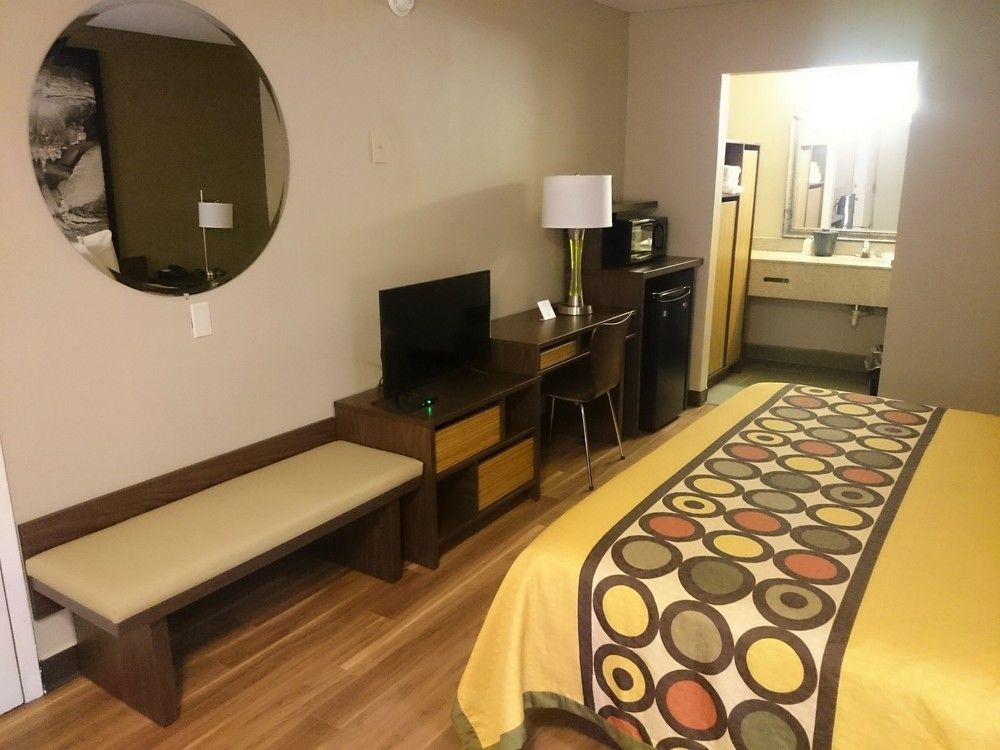 Super 8 By Wyndham Asheville Airport Fletcher Kültér fotó